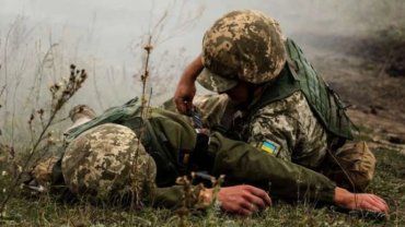 На Донбассе подорвались два украинских воина