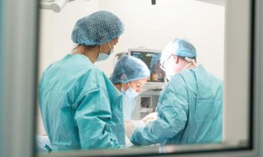 Хирургия одного дня: в Украине ввели новый бесплатный пакет медуслуг