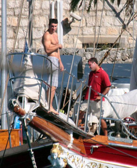 Кличко и Левочкин, отдыхают на яхте