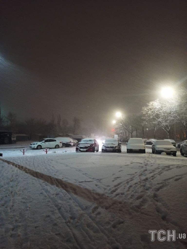 В Киеве 20 декабря начался снегопад