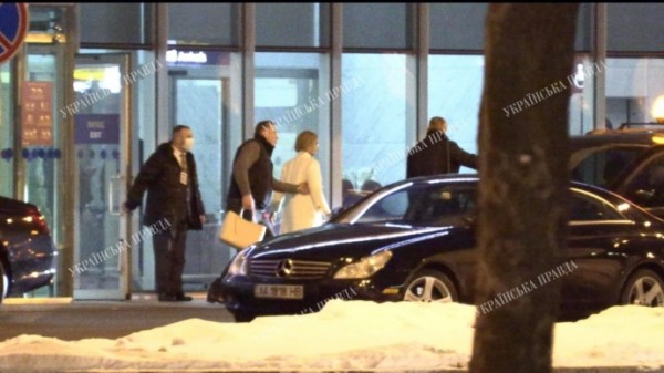 Тимошенко покидает VIP-терминал международного аэропорта "Борисполь" 23 января