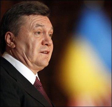 Янукович отдаст Тимошенко под трибунал