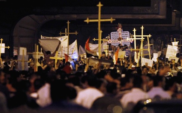 Египет: мирная демонстрация христиан-коптов переросла в кровавую бойню
