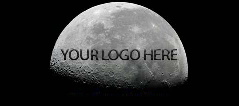 Изображение будет хорошо видно, только когда Луна будет проходить первую и последнюю четверти в своей смене фаз. В полнолуние логотип пропадёт, и наш спутник будет выглядеть как обычно, успокаивают предприниматели (иллюстрация Moonpublicity).