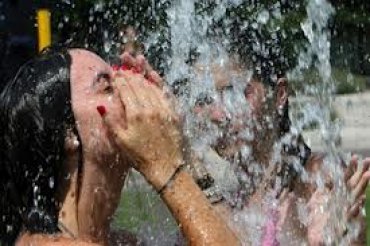 Синоптики обещают в Украине аномально жаркое лето