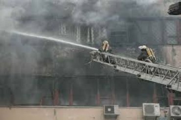 При пожаре на харьковском заводе погибли восемь человек
