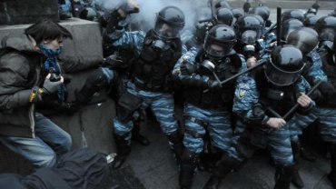 Семьи киевского «Беркута» срочно эвакуируют из города