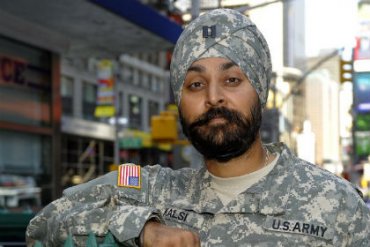 Министерство обороны США разрешила военным мусульманам носить тюрбаны, хиджабы и бороды