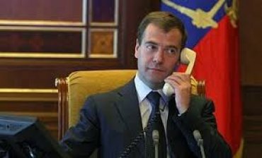 Азаров надеялся, что звонок Медведеву спасет его карьеру