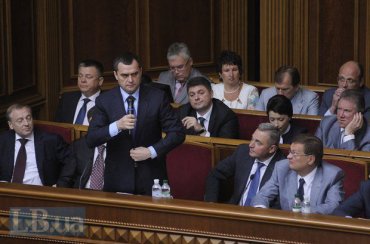 Большинство министров сохранит посты в новом правительстве Украины