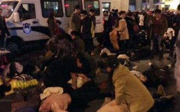 В Новый год в Шанхае 36 человек погибли в давке