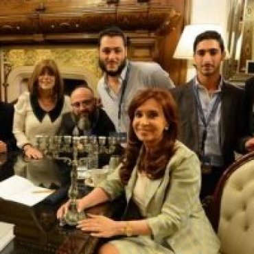 Президент Аргентины усыновила еврея