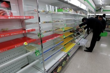 В магазинах Крыма исчезли молочные продукты и алкоголь