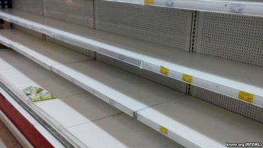 В супермаркетах Крыма снова полупустые прилавки