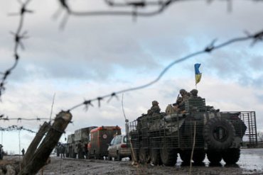 Лавров обвинил Киев в подготовке наступления на Донбассе