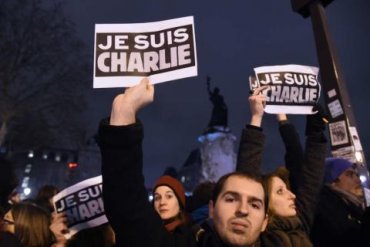 Charlie Hebdo выйдет трехмиллионным тиражом с пророком Мухаммедом на обложке