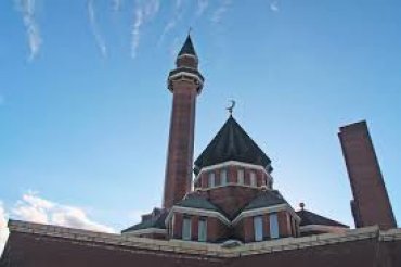 На Поклонной горе в Москве осквернили мечеть