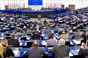 Европарламент не хочет признавать ДНР и ЛНР террористами