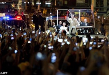 Папа Франциск прибыл с визитом на Филиппины