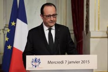 После терактов во Франции рейтинг Олланда вырос вдвое