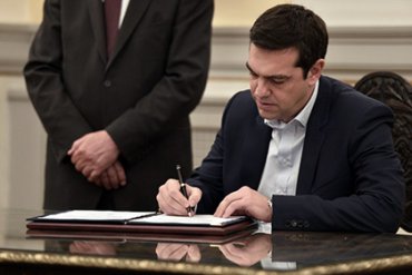 Новый премьер Греции отказался приносить присягу на Библии