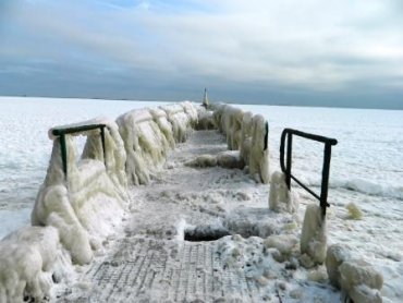 Азовское море начало замерзать