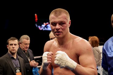 Боксер из Луганска передумал выходить на бой под российским флагом