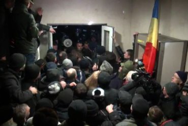Глава парламента Молдавии пригласил организаторов протеста на переговоры