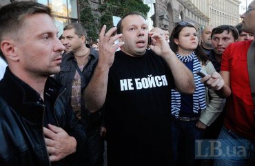 Денис Олейников объявил о банкротстве своей компании и исчез