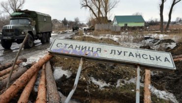 Украинские военные в Станице Луганской устраивают погромы и мародерствуют