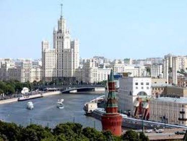 В Москве рекордно рухнули цены на недвижимость