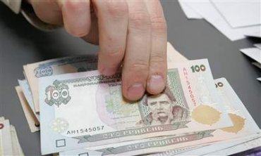 Насколько сократились реальные зарплаты украинцев