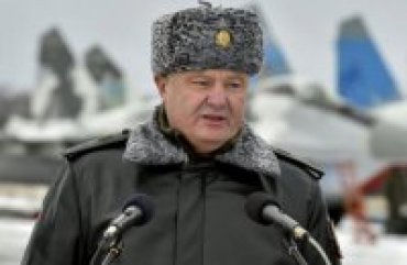Порошенко призвал молиться за военных, защищающих Украину от антихриста