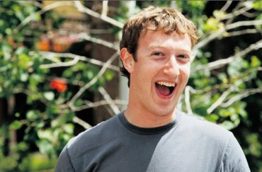 Везде обман! Аккаунт Марка Цукерберга в Facebook ведут больше 10 человек