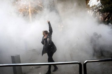 На акциях протеста в Иране погибли люди