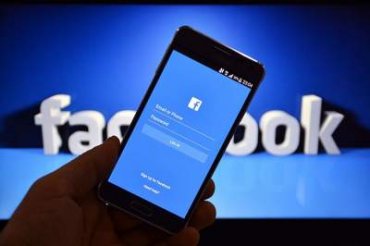 Facebook попросила прощения за «ошибки» модерации