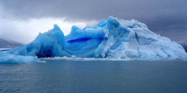 Океанское дно начинает проседать под массой воды тающих ледников