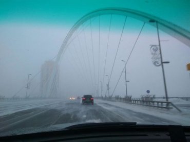 Столицу Казахстана накрыла снежная буря