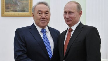 Путин с Назарбаевым обсудили Украину