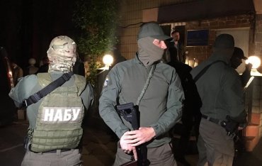 НАБУ проводит в Одессе массовые обыски и аресты