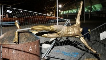 Вандалы повредили статую Златана Ибрагимовича в Мальмё