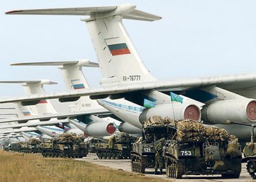 Самолеты РФ совершат более 20 рейсов для отправки военных в Казахстан