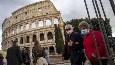 В Италии всех антивакцинаторов старше 50 лет будут штрафовать