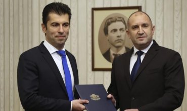 В Болгарии COVID-19 заболели одновременно президент, премьер и спикер парламента