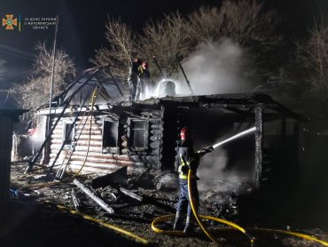 На Житомирщине в своем доме сгорела женщина и ее 7-летняя дочь