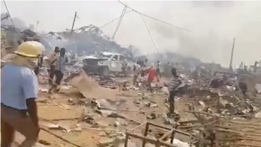 В Гане прогремел мощный взрыв: много погибших, сотни зданий разрушены