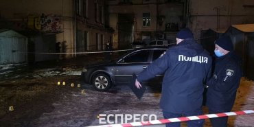 В Киеве расстреляли машину: похитили миллионы гривен