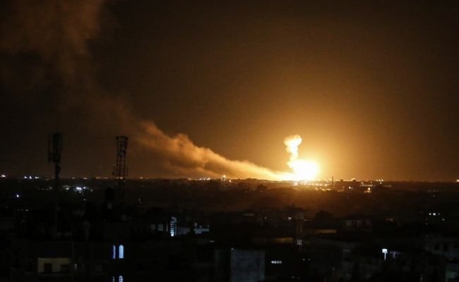 Ракетным ударом Израиль вывел из строя главный аэропорт Сирии