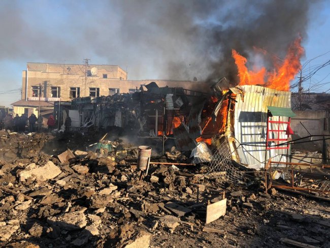 Обстрел рынка на Харьковщине: есть погибшие и раненые