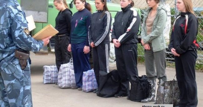 В ЧВК “Вагнер” начали вербовать на войну в Украину женщин из тюрем